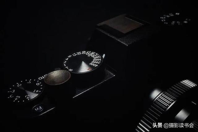 如何選購(gòu)數(shù)碼相機(jī)（新手學(xué)攝影相機(jī)推薦）(1)