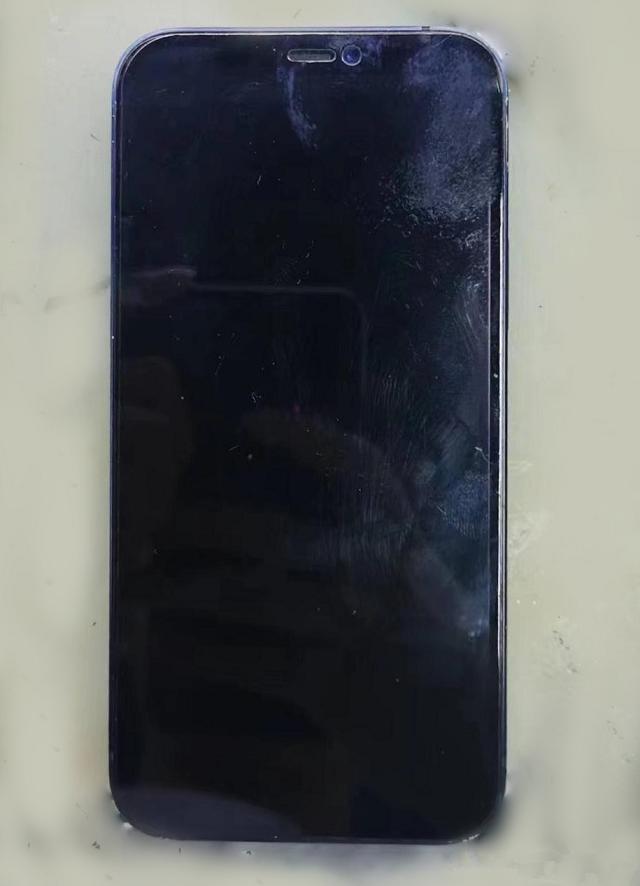 蘋果充不進(jìn)去電是什么原因（蘋果手機(jī)充不了電一招幫你解決）(1)