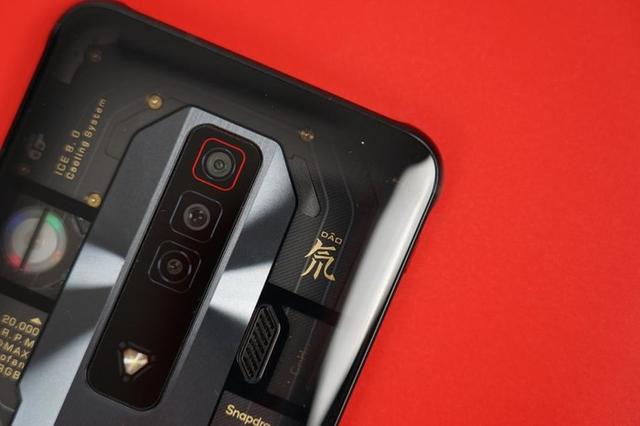 紅魔是什么牌子的手機(jī)（紅魔7氘鋒透明版評測）(27)