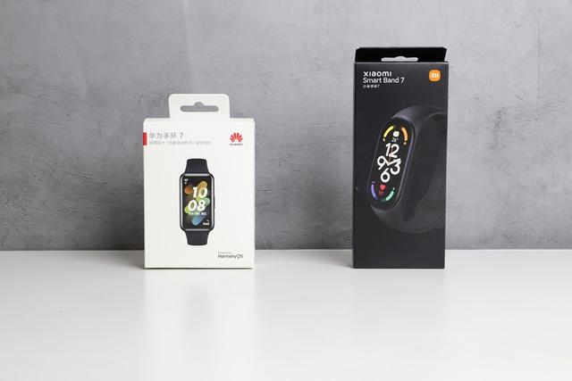 小米手環(huán)7和華為手環(huán)7哪個(gè)好（華為手環(huán)7和小米手環(huán)7誰(shuí)更值得買）(2)