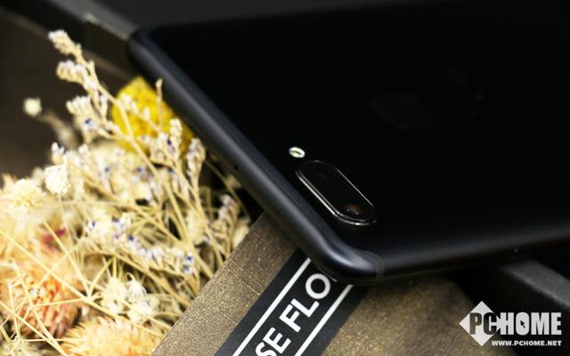 vivo  x20plus參數(shù)配置（vivox20plus目前還值得買嗎）(13)