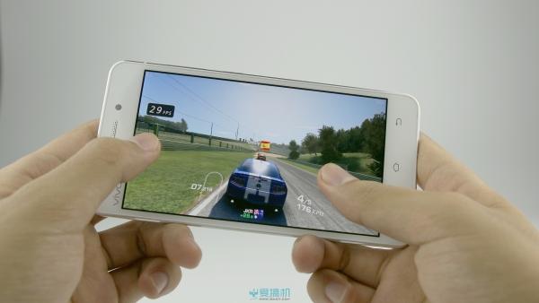 vivo x5手機怎么樣（主打K歌功能的vivox5評測）(48)