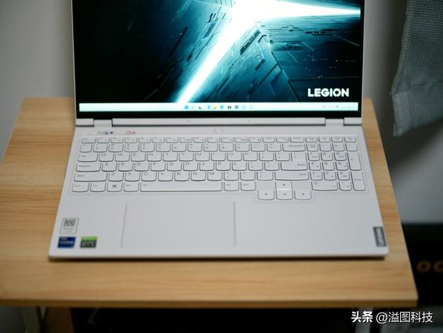 聯(lián)想拯救者y9000p配置參數(shù)詳細（拯救者y9000p  冰魄白測評）(4)