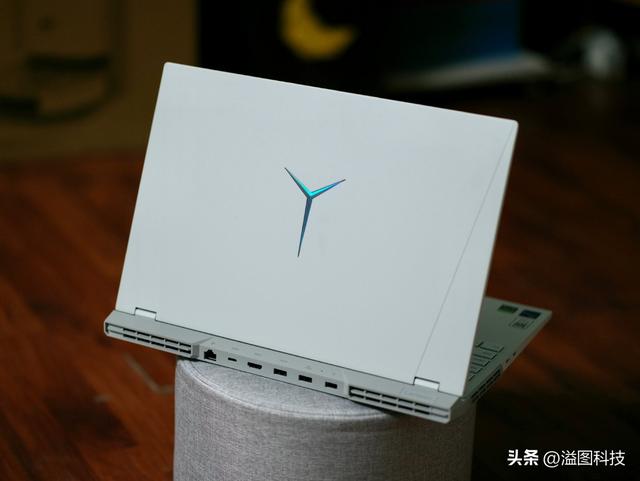 聯(lián)想拯救者y9000p配置參數(shù)詳細（拯救者y9000p  冰魄白測評）(12)