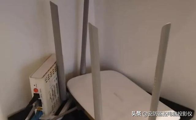 wifi很卡很慢怎么回事（家里無線網越用越卡解決方法）(1)