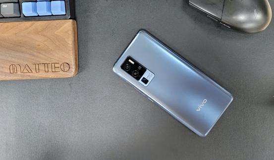 vivos7手機(jī)參數(shù)配置詳情（vivo  s7是最輕薄的5g手機(jī)嗎）(1)
