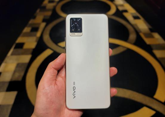 vivos7手機(jī)參數(shù)配置詳情（vivo  s7是最輕薄的5g手機(jī)嗎）(3)