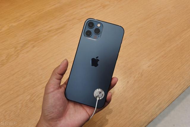 蘋果12pro和13哪個好（iphone12 pro和iphone13詳細(xì)對比）(3)