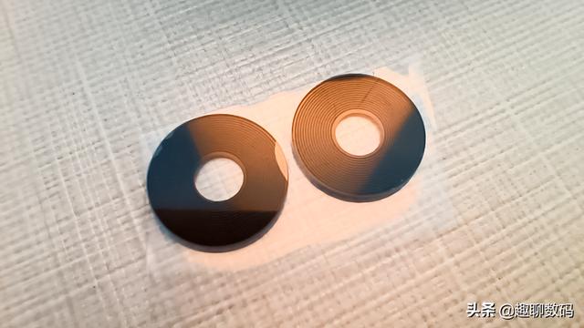 手機(jī)突然關(guān)機(jī)開不了機(jī)怎么辦（手機(jī)無故黑屏關(guān)機(jī)的解決方法）(19)