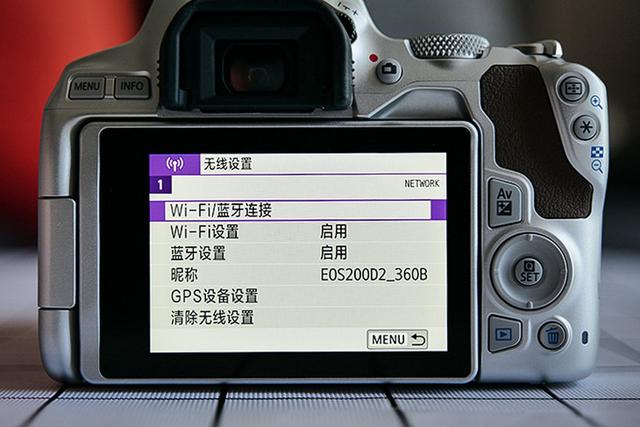 佳能200d二代參數(shù)配置（佳能200d二代單反相機(jī)評(píng)測(cè)）(22)
