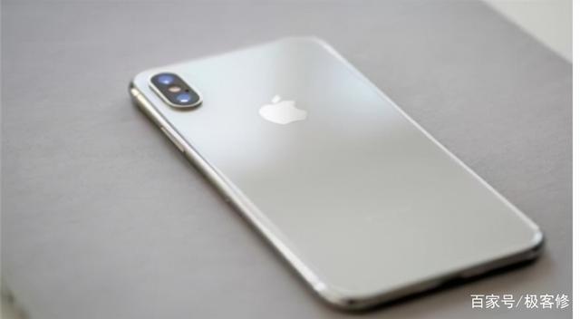 蘋(píng)果充電口充不了電怎么回事（iphone充不進(jìn)電解決方法）(2)