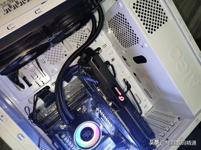 臺式電腦怎么安裝（自己組裝電腦的最簡單的方法）(2)