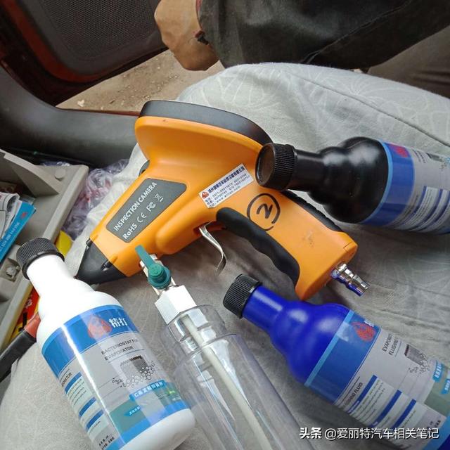 汽車空調(diào)蒸發(fā)箱怎么清洗（汽車空調(diào)蒸發(fā)箱最簡單的清洗方法）(3)