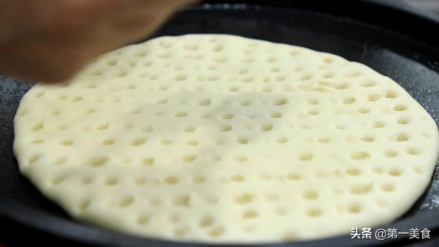 電餅鐺做披薩家常做法（沒(méi)有烤箱怎么做披薩）(6)
