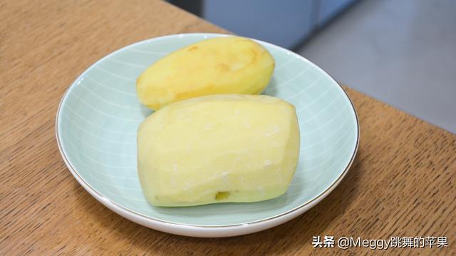 空氣炸鍋炸土豆條怎么炸（用空氣炸鍋做狼牙土豆的做法）(4)