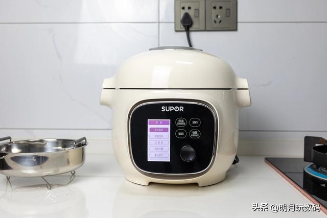 哪個牌子電壓力鍋?zhàn)詈茫ㄔ鯓犹暨x電壓力鍋）(4)