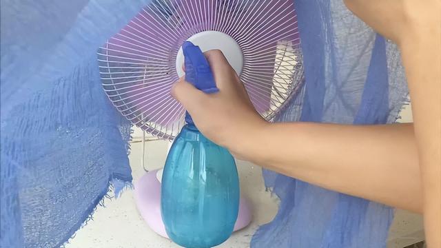 電風(fēng)扇怎么清洗方便（清理電風(fēng)扇灰塵最妙方法）(11)