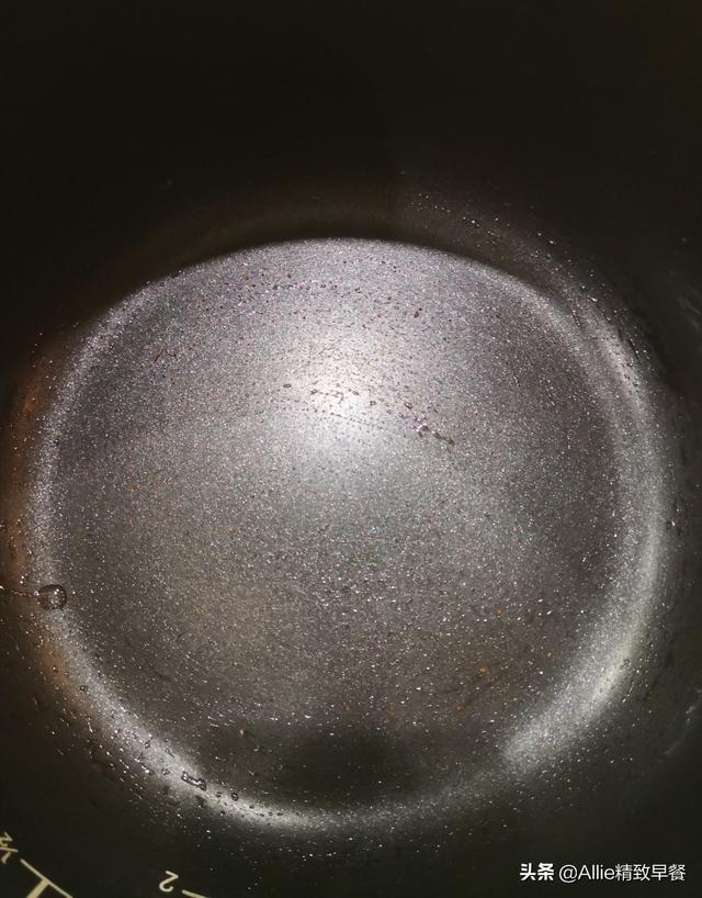電飯鍋蛋糕的制作方法（如何用電飯鍋?zhàn)龅案猓?29)