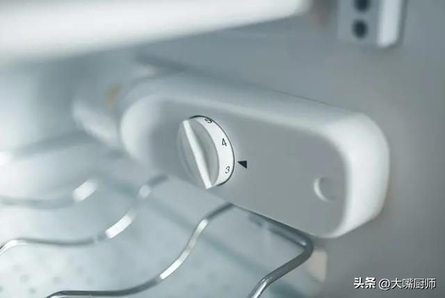 冰箱冷凍室怎么除冰（冰箱快速除冰最佳的辦法）(6)