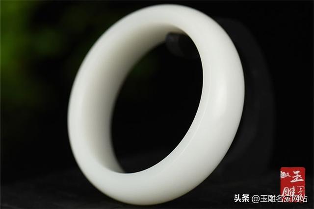 老和田玉鑒別方法（和田玉怎么鑒別真假的最好方法）(2)