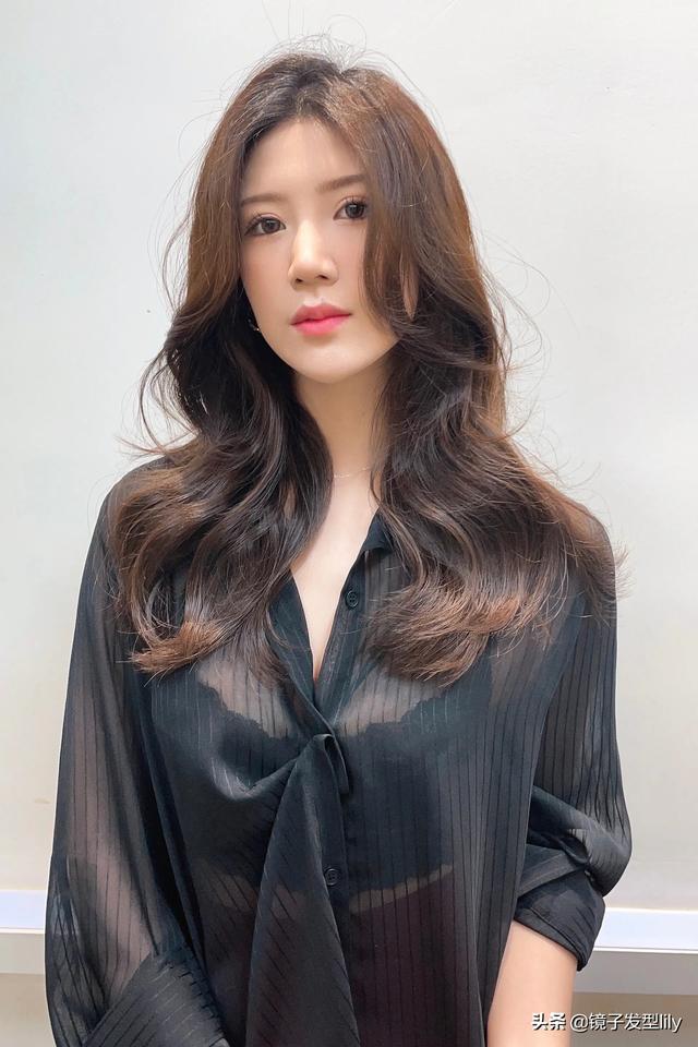 時尚發(fā)型圖片女中短發(fā)（15款時尚發(fā)型分享給大家）(11)