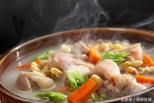 冰箱保鮮層為什么有水（冰箱冷藏室結(jié)霜的原因及解決方法）(3)