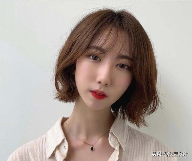 中長發(fā)型設(shè)計(jì)圖片大全（今年流行的從短到長發(fā)型推薦50款）(8)