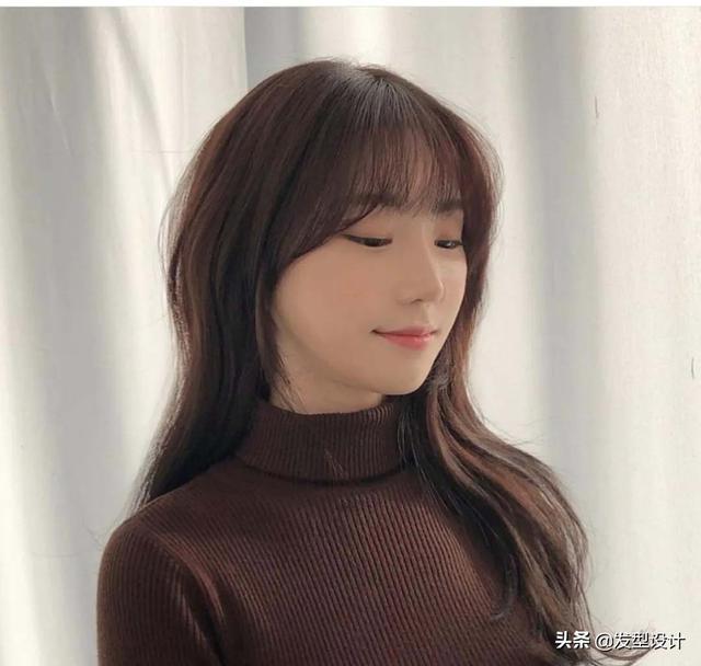 中長發(fā)型設(shè)計(jì)圖片大全（今年流行的從短到長發(fā)型推薦50款）(31)
