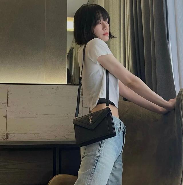 韓國(guó)短發(fā)發(fā)型女圖片（韓國(guó)今年流行女短發(fā)發(fā)型）(4)