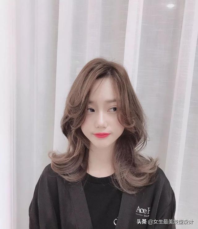 女生發(fā)型設(shè)計(jì)圖片（推薦長短都有50款發(fā)型））(10)