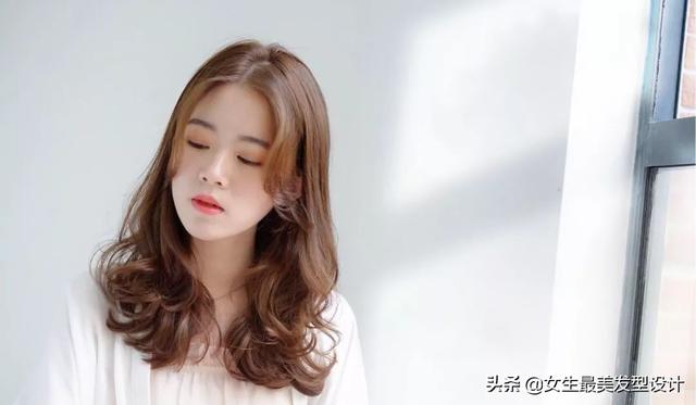 女生發(fā)型設(shè)計(jì)圖片（推薦長短都有50款發(fā)型））(20)