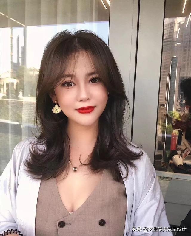女生發(fā)型設(shè)計(jì)圖片（推薦長短都有50款發(fā)型））(22)