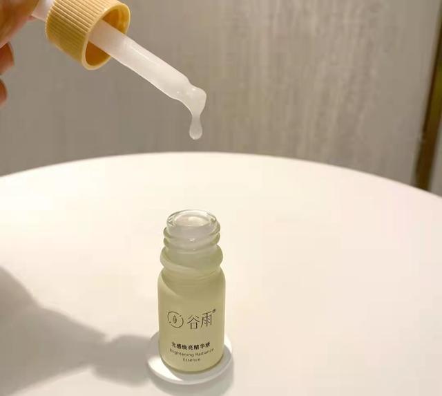 全身美白產(chǎn)品哪個(gè)牌子效果好（4款超好用的國貨美白精華）(6)