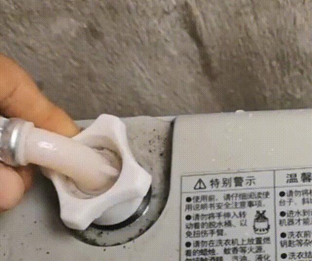洗衣機(jī)不進(jìn)水怎么處理方法（洗衣機(jī)不進(jìn)水的原因和處理方法）(2)