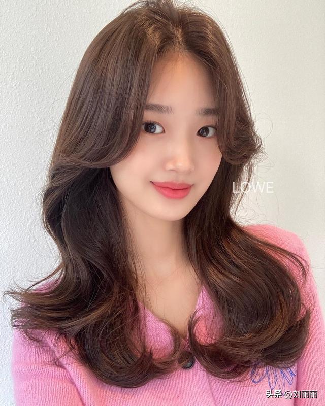 什么發(fā)型好看女圖片（最美最時(shí)尚的發(fā)型16款）(7)