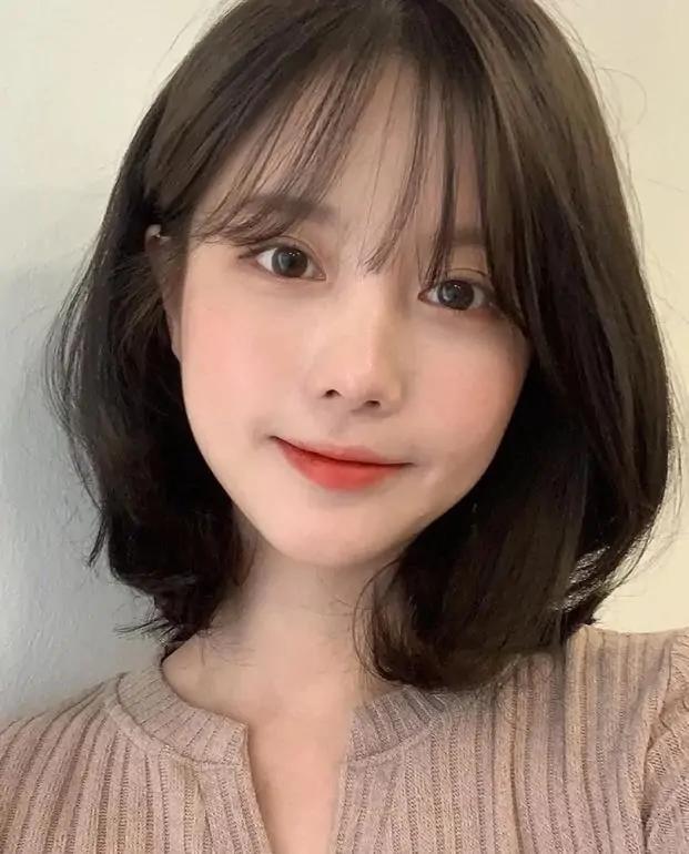 齊肩發(fā)型圖片女2020最新款（齊肩發(fā)今年最新款發(fā)型）(9)