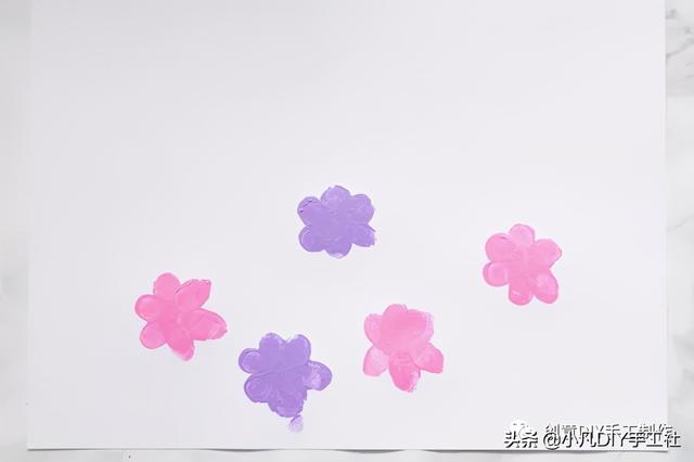 母親節(jié)快樂賀卡（母親節(jié)創(chuàng)意賀卡這樣做最有創(chuàng)意和心意）(21)