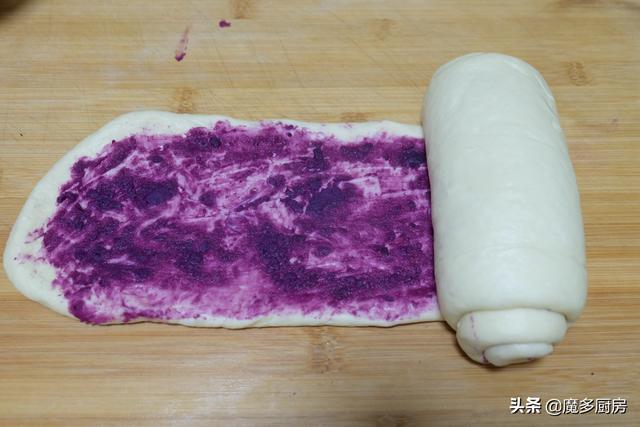 用面包機(jī)做面包怎么做（家庭面包機(jī)做面包最簡(jiǎn)單方法）(11)