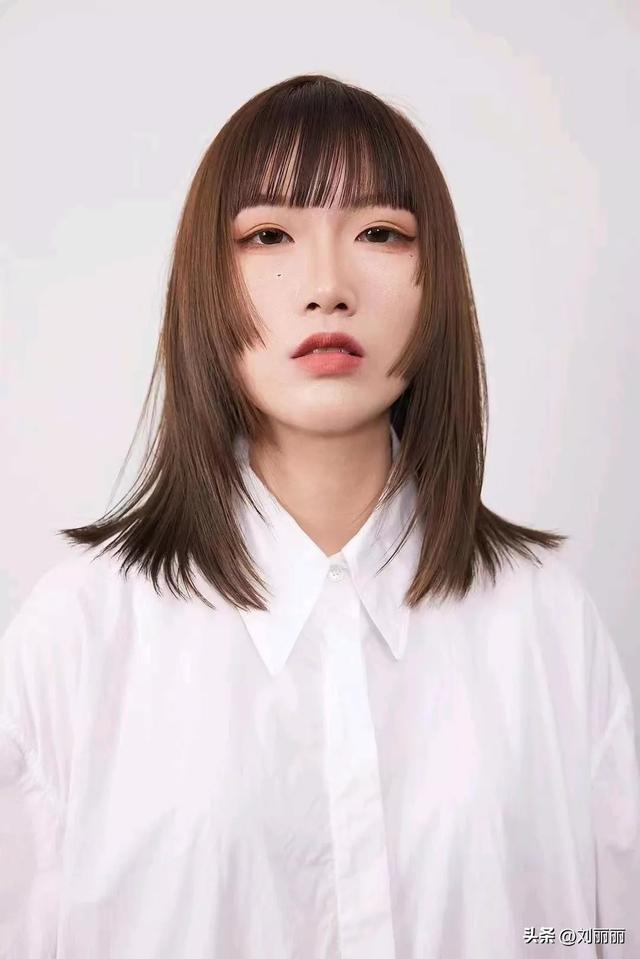 流行美最新發(fā)型（今年秋季最流行的發(fā)型）(8)
