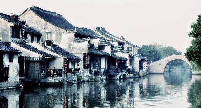 國內(nèi)度蜜月適合去的地方有哪些（推薦8個國內(nèi)適合蜜月旅行的地方）(45)