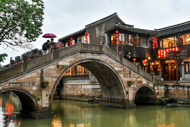國內(nèi)度蜜月適合去的地方有哪些（推薦8個國內(nèi)適合蜜月旅行的地方）(49)