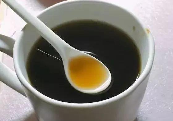 冰箱清洗方法詳細步驟（家用小妙招秒學(xué)怎么清洗冰箱）(12)
