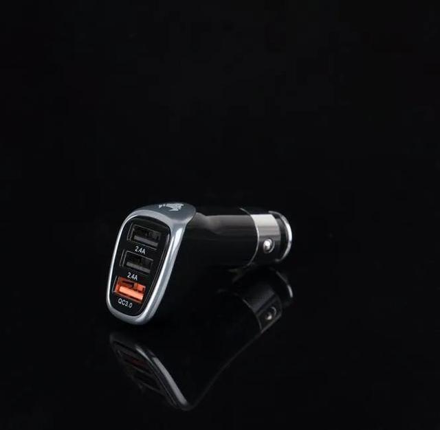 車載充電器充電慢是什么原因（車上充電越充越少怎么解決）(5)