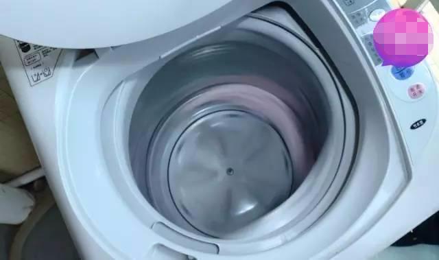 清理洗衣機用什么辦法清理的最干凈（洗衣機臟了怎么洗掉小妙招）(3)