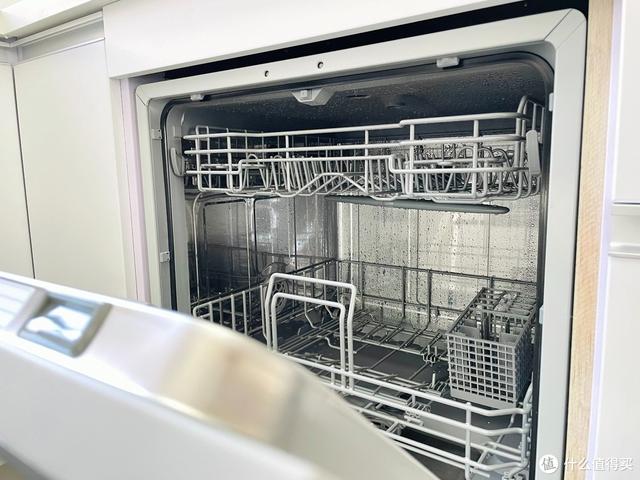 洗碗機哪個牌子最專業(yè)好用（2022家用洗碗機選購攻略及型號推薦）(21)