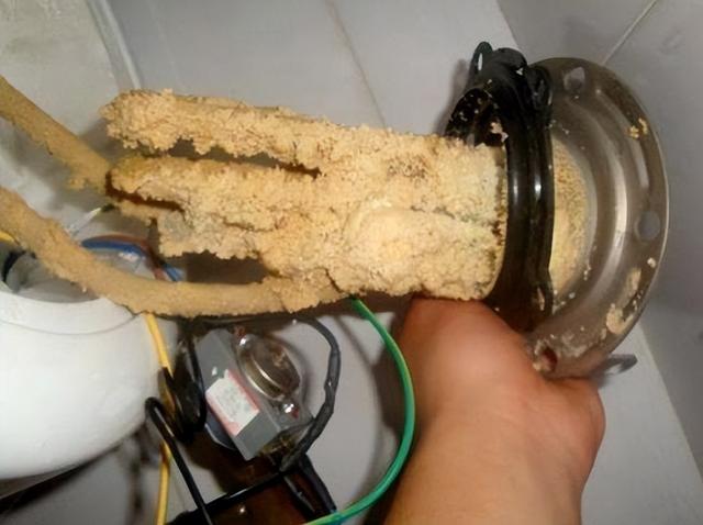 儲(chǔ)水式熱水器和即熱熱水器哪種好（兩種不同類型的熱水器的分析對(duì)比）(5)