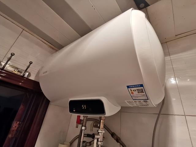 儲(chǔ)水式熱水器和即熱熱水器哪種好（兩種不同類型的熱水器的分析對(duì)比）(14)