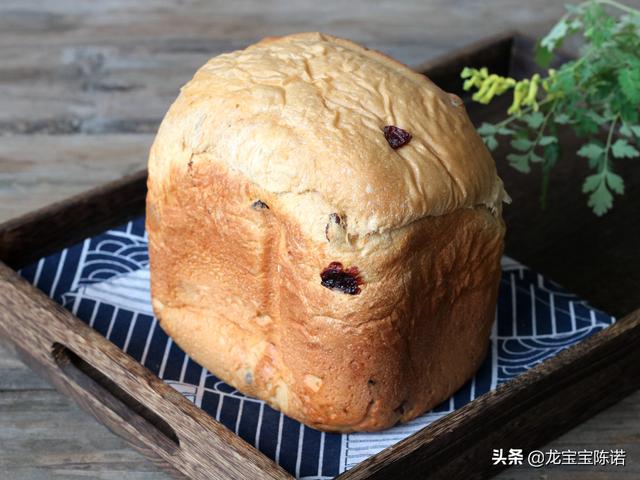 面包機(jī)做面包怎么做才松軟好吃（面包機(jī)做面包最好的方法）(1)