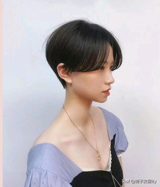 流行的短發(fā)發(fā)型（當(dāng)下最火的短發(fā)送給你）(15)