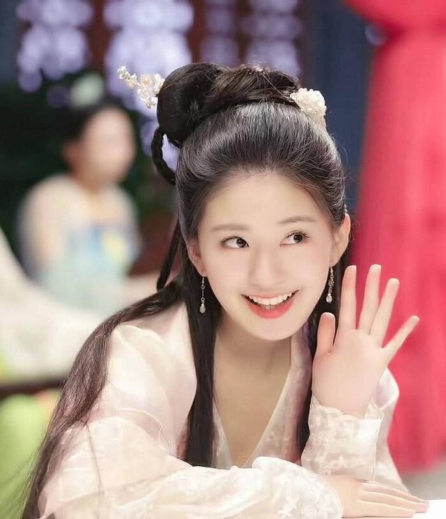 新手如何快速學(xué)會(huì)化妝（你需要做到以下3點(diǎn)）(19)